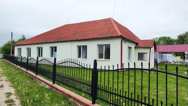 Капитальное строение с инв. №132/С-9500, административное здание пл. 118 кв.м. (Брестская обл., г.Иваново, ул. Железнодорожная, 10Б)