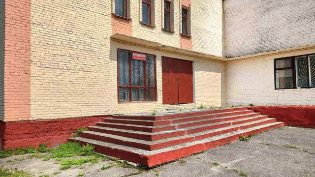 Капитальное строение с инв. №132/С-8630, здание столовой и магазина пл. 921 кв.м. (Брестская обл., Ивановский р-н, аг.Ополь, пл. Победы, 37)