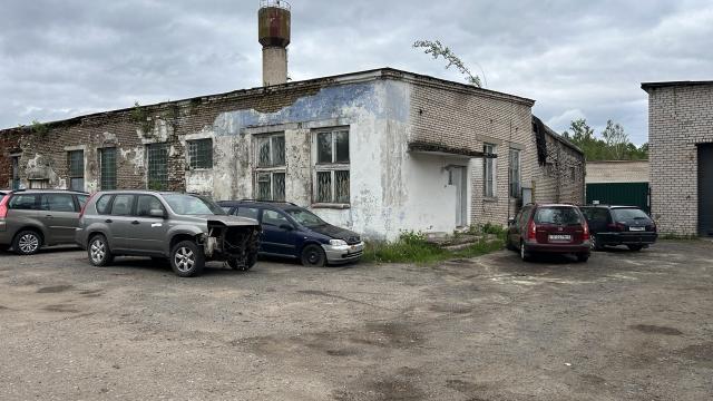 Капитальное строение с инв. №613/С-15354, склад пл. 806,6 кв.м. (Минская обл., Крупский р-н, г.Крупки, ул. Интернациональная, 75А/4)