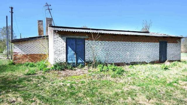 Капитальное строение с инв. №132/С-10037, магазин пл. 98 кв.м. (Брестская обл., Ивановский р-н, Рудский с/с, д.Переруб, ул. Школьная, 4)