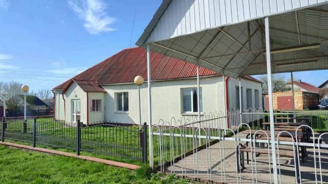 Капитальное строение с инв. №132/С-9500, административное здание пл. 118 кв.м. (Брестская обл., г.Иваново, ул. Железнодорожная, 10Б)