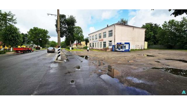 Капитальное строение с инв. №220/C-14817, магазин «Универмаг» пл. 590,7 кв.м. (Витебская обл., Глубокский р-н, г.п.Подсвилье, ул. Советская, 35)