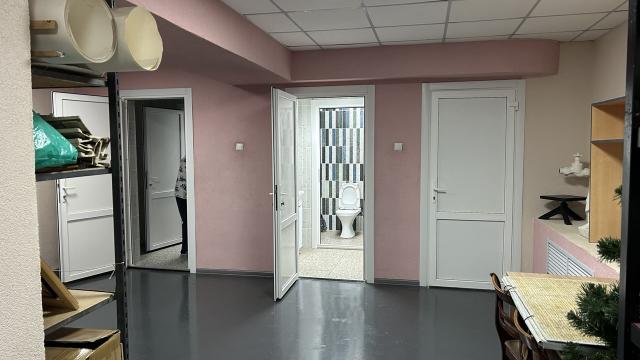 Капитальное строение с инв. №620/C-1283, магазин «Дом торговли» пл. 9777,8 кв.м. (Минская обл., г.Дзержинск, ул. Карла Маркса, 3)